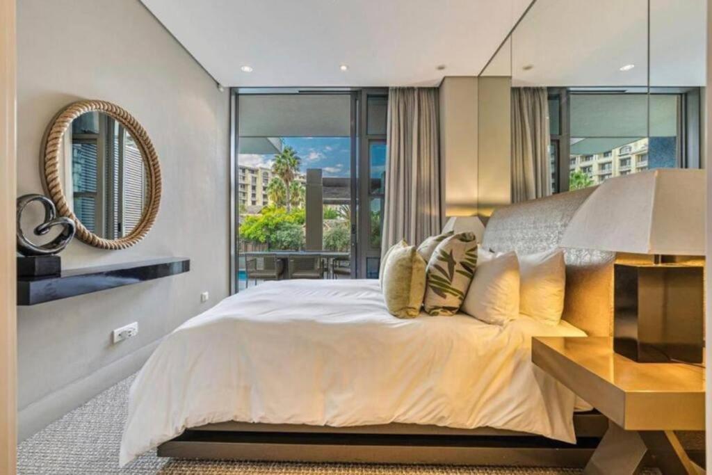 Luxury Villa In V&A Waterfront เคปทาวน์ ภายนอก รูปภาพ