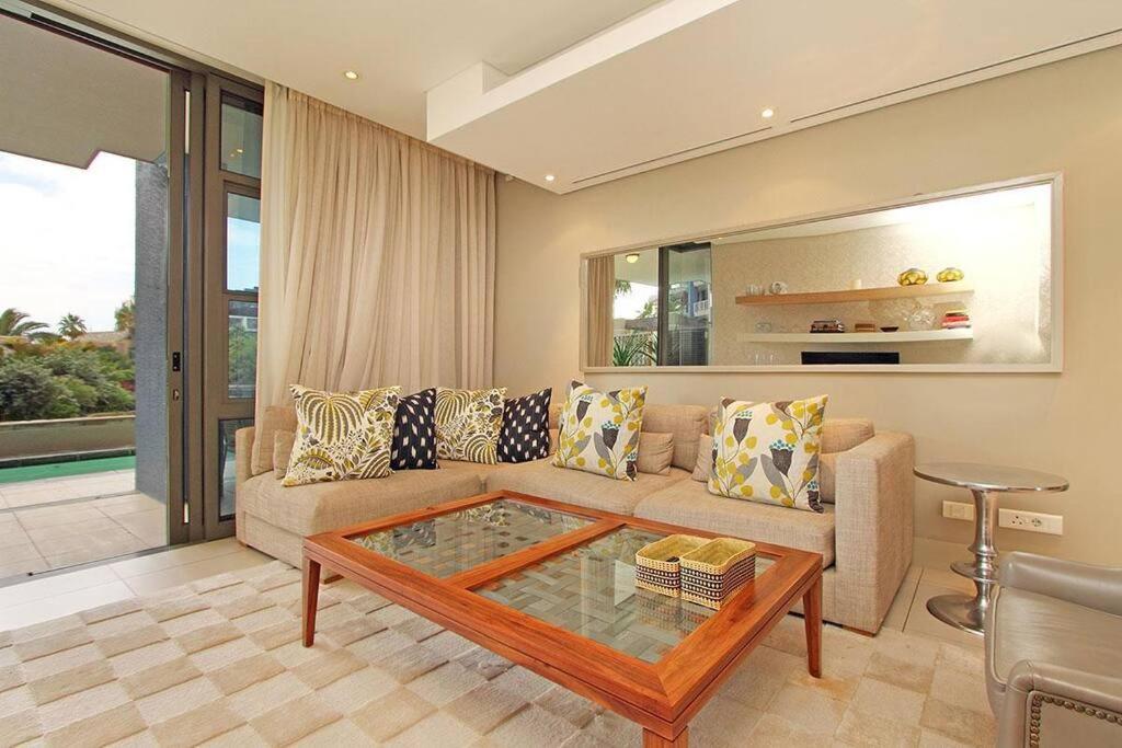 Luxury Villa In V&A Waterfront เคปทาวน์ ภายนอก รูปภาพ